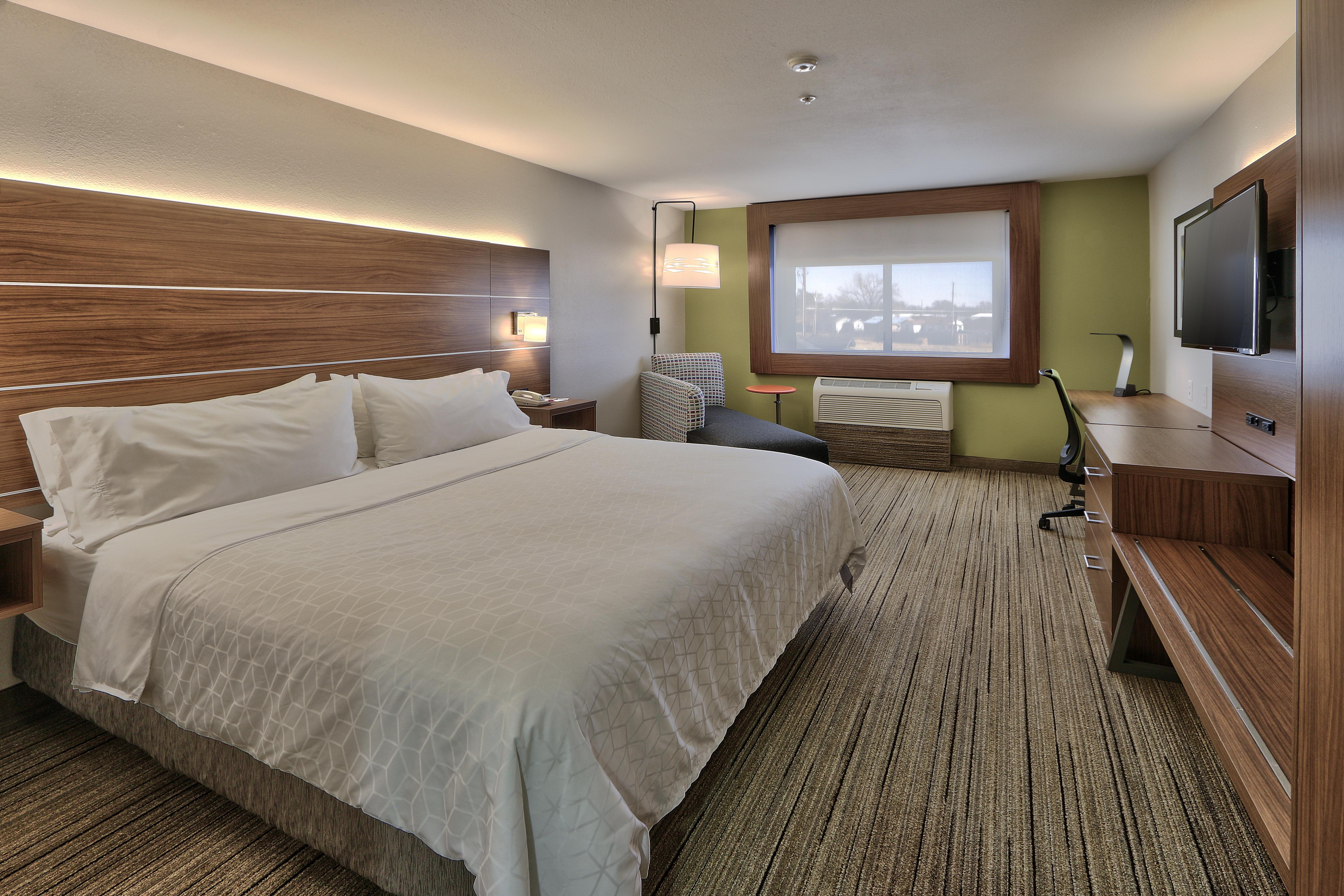 Holiday Inn Express & Suites Portales By Ihg Экстерьер фото