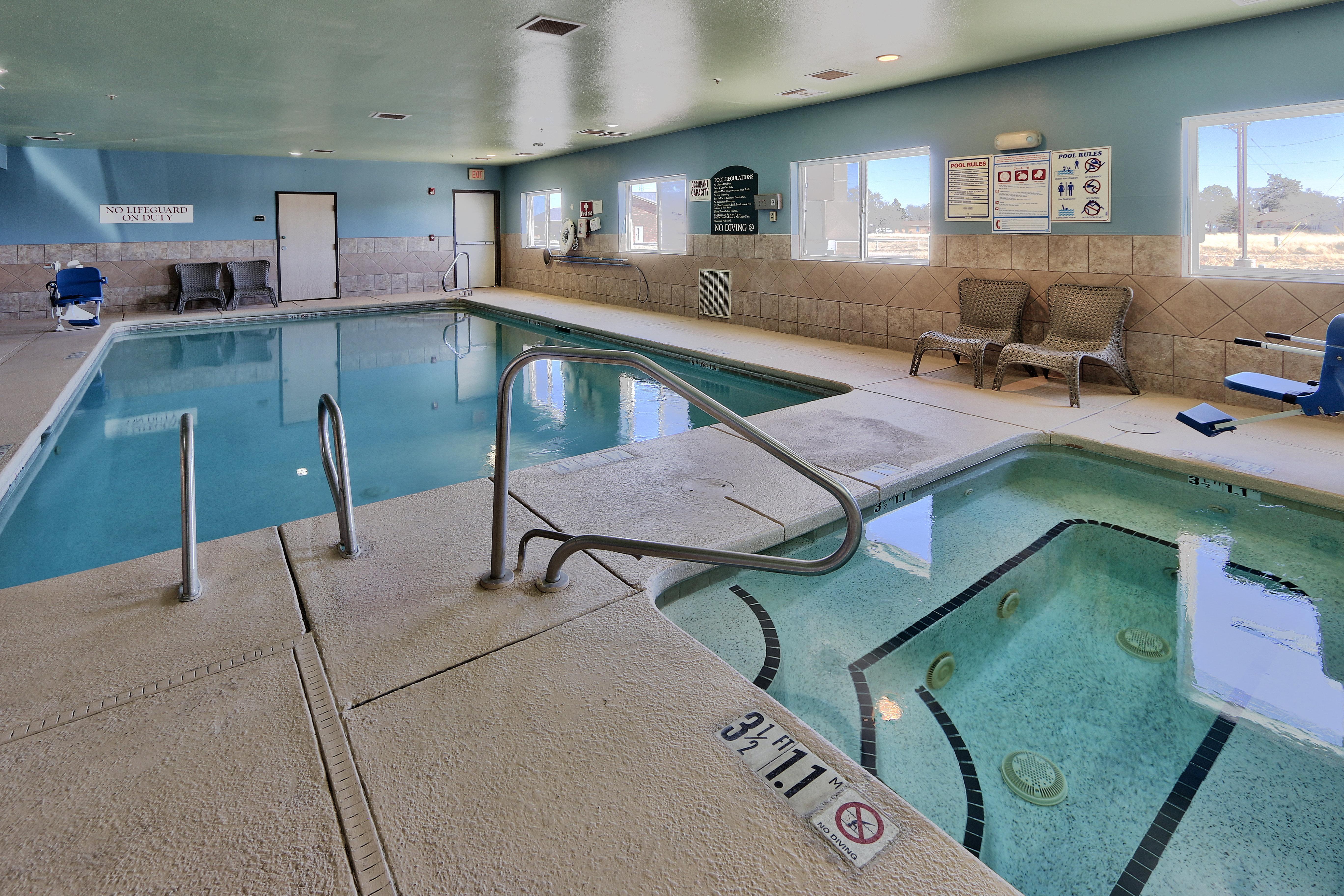 Holiday Inn Express & Suites Portales By Ihg Экстерьер фото