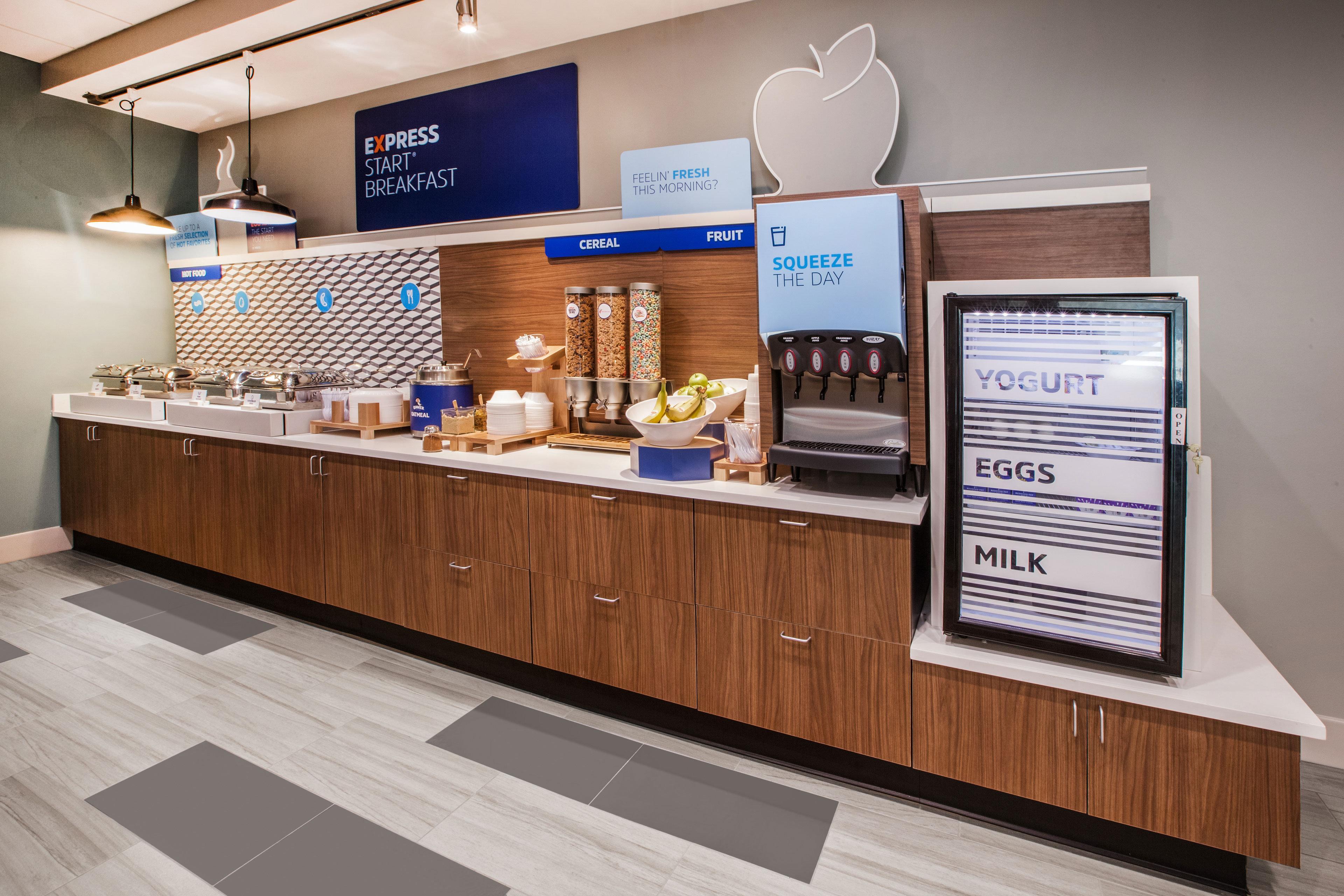 Holiday Inn Express & Suites Portales By Ihg Экстерьер фото