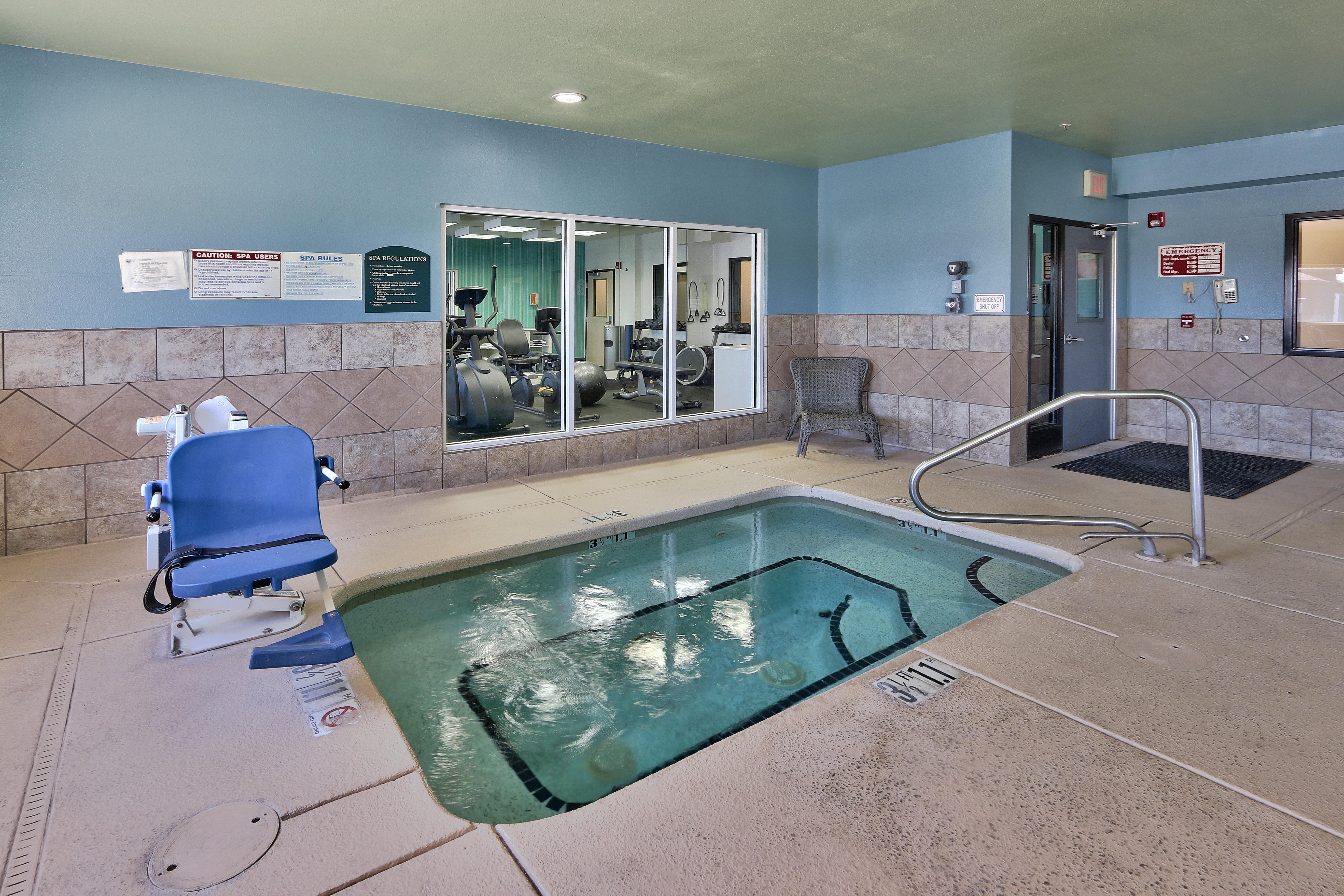 Holiday Inn Express & Suites Portales By Ihg Экстерьер фото