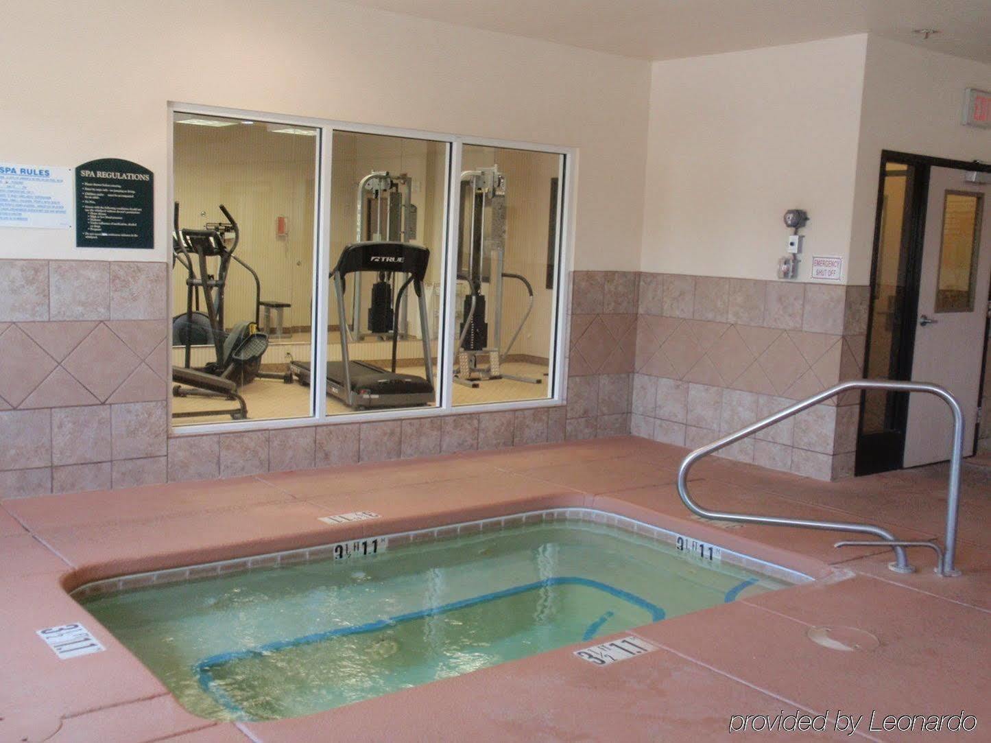 Holiday Inn Express & Suites Portales By Ihg Экстерьер фото
